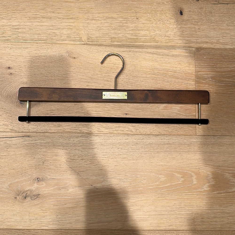 Tom Ford Hanger